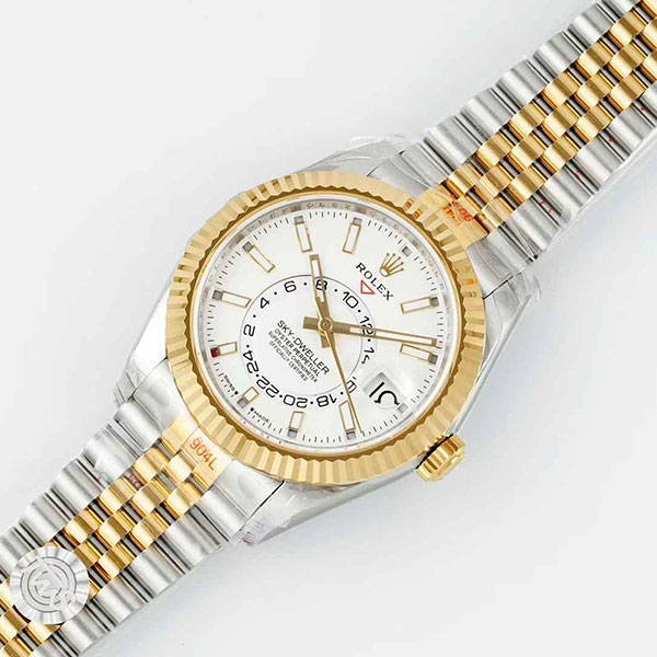 【TW製 9002搭載】ロレックスコピーM336933-0006 スカイドゥエラー 42mm ホワイト